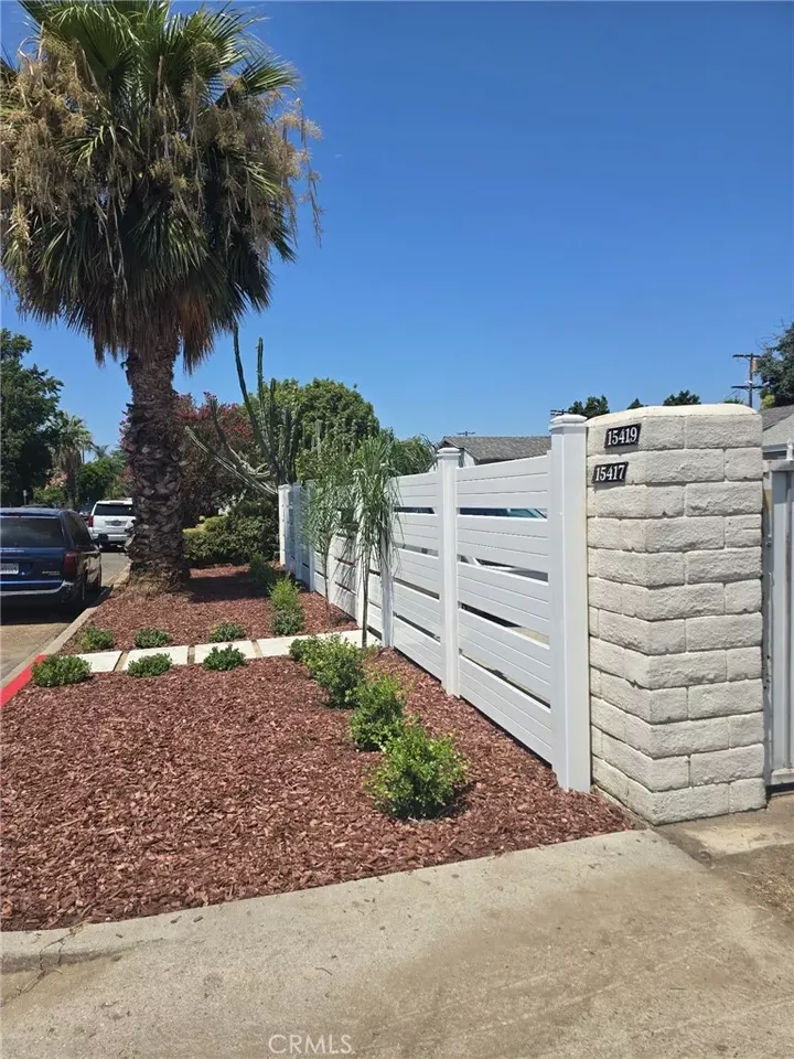 Property Photo:  15417 Tuba Street  CA 91345 