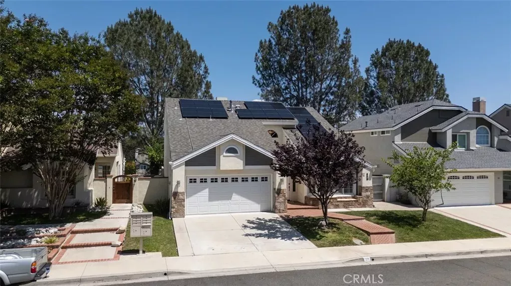 Property Photo:  10 Windflower  CA 92656 