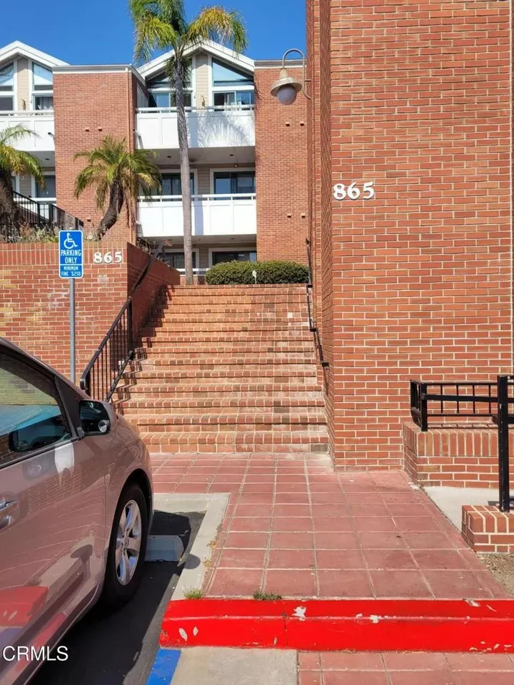 Property Photo: 865 S B Street # A-1 CA 93030