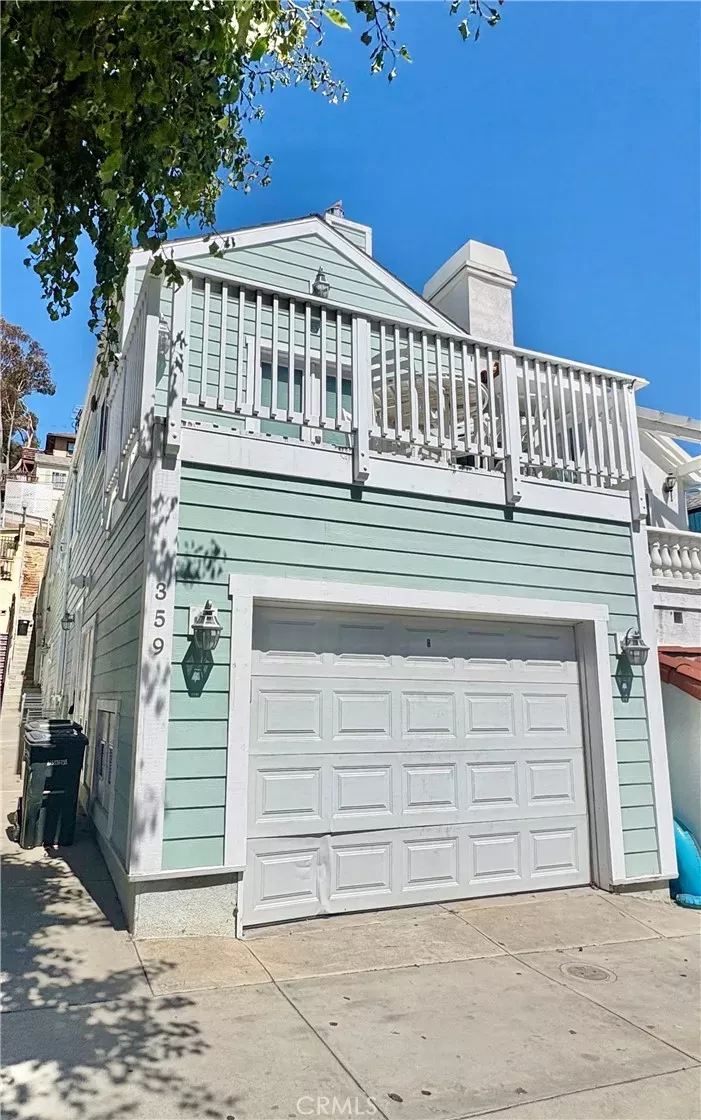 Property Photo:  359 Sumner  CA 90704 