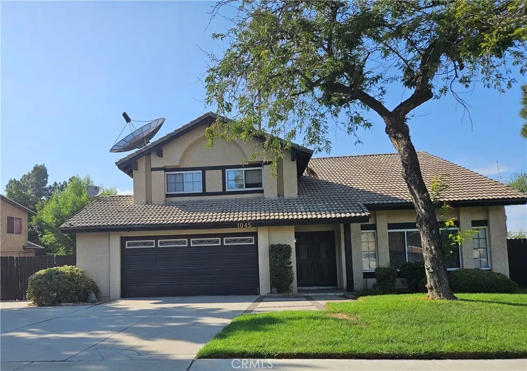 Property Photo: 1045 Monte Vista CA 92507