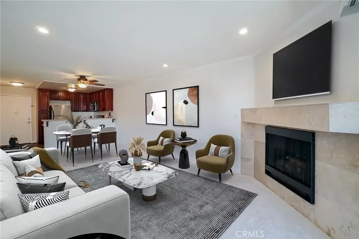 Property Photo:  5510 Owensmouth Avenue 209  CA 91367 