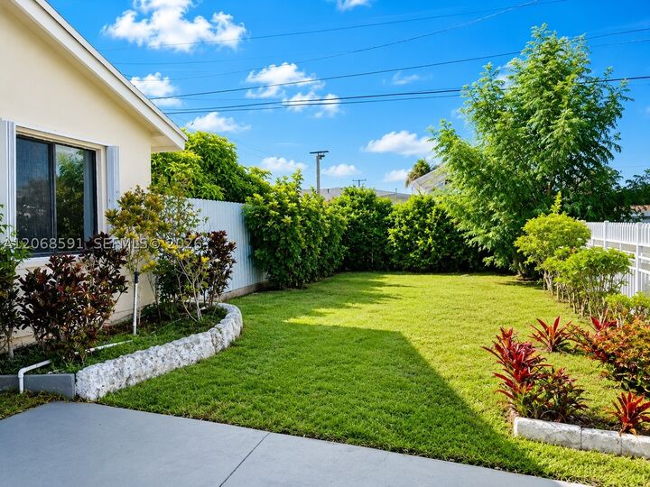 Property Photo: 19226 SW 123rd Ave FL 33177
