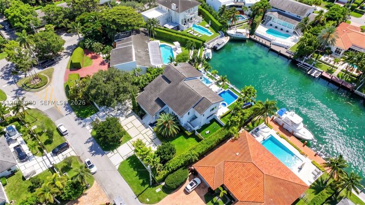 Property Photo: 6819 Sunrise Pl FL 33133