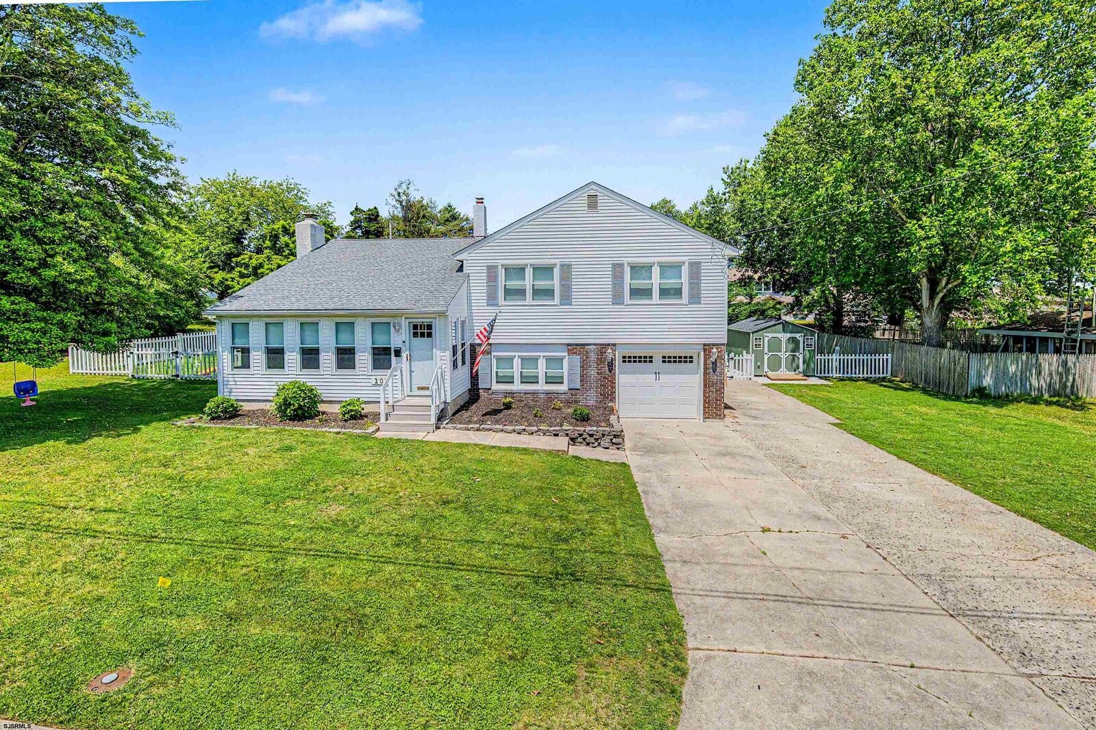 Property Photo:  202 Helena Dr  NJ 08221 