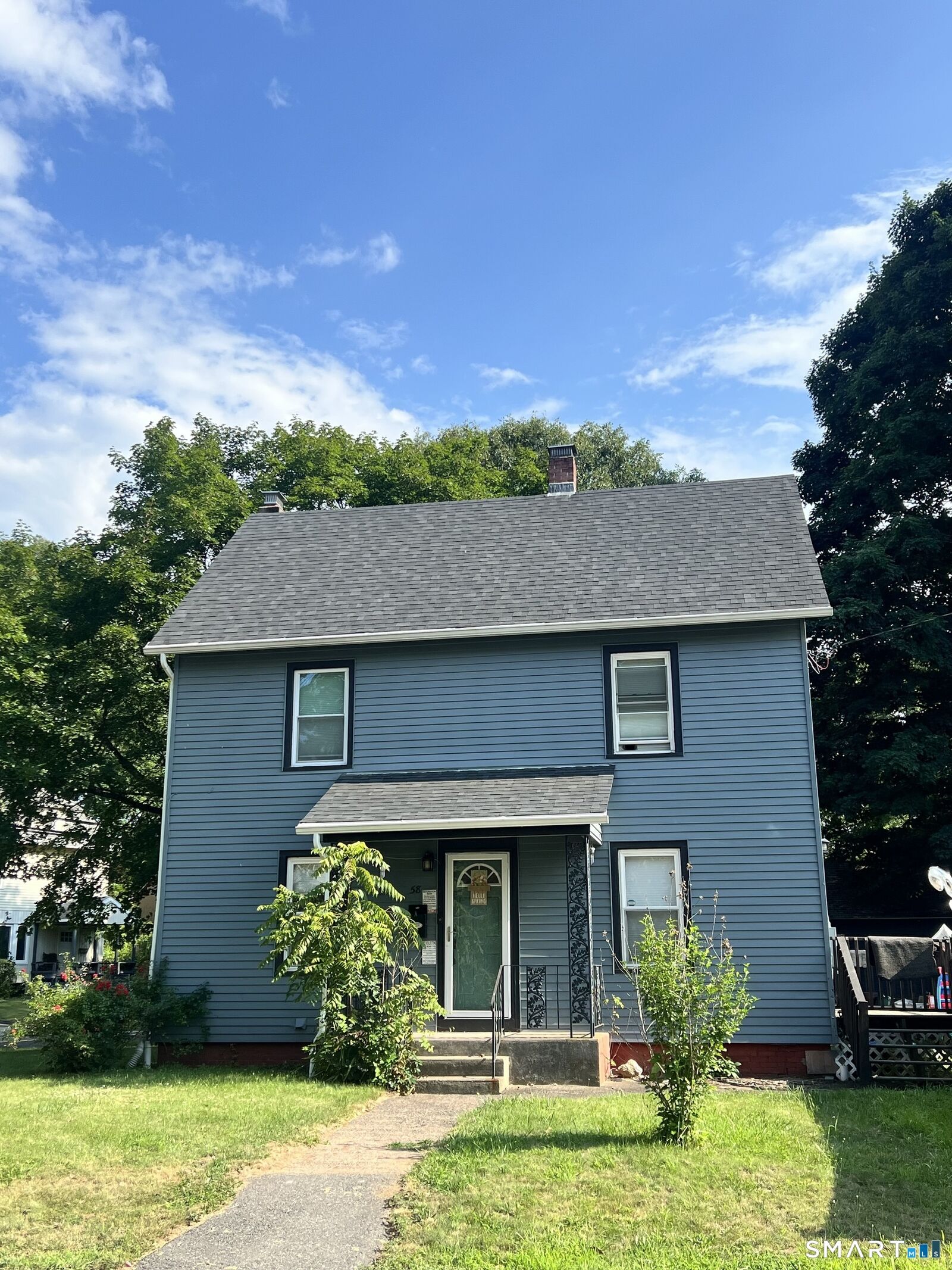 Property Photo:  58 Ashworth Street  CT 06040 