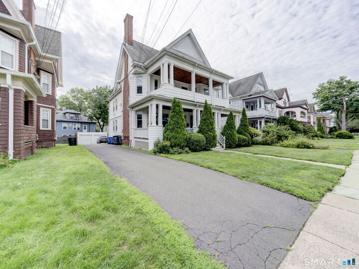 Property Photo: 276 Oxford Street CT 06105