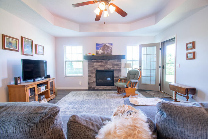 Property Photo: 1898 E Latana Drive MO 65721
