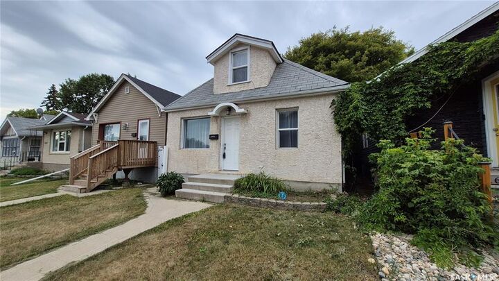 Property Photo: 2164 Reynolds Street SK S4N 3N1
