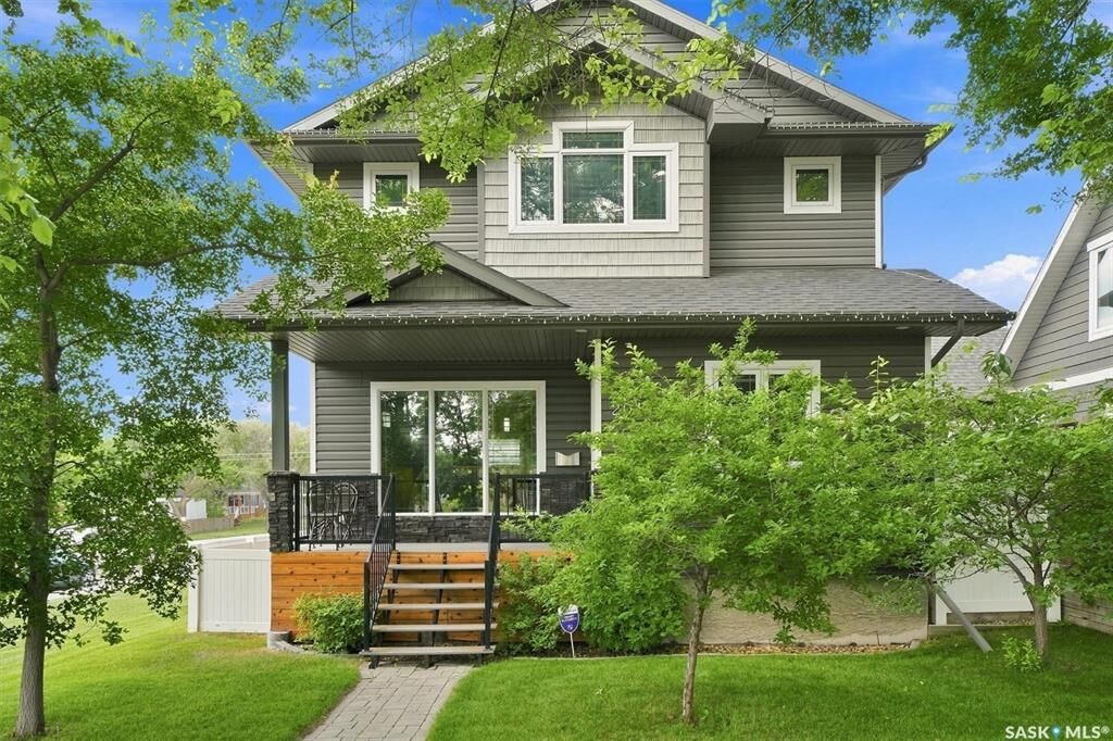 Property Photo: 201 1st Street E SK S7H 1R8