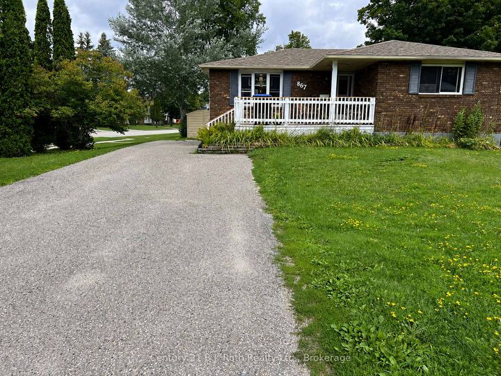 Property Photo:  867 Birchwood Drive  ON L4R 4Y3 