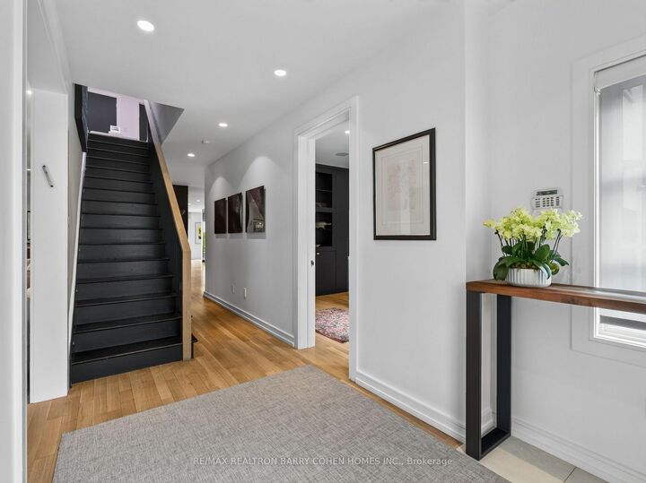 Property Photo: 7 Glen Rush Boulevard ON M5N 2T2