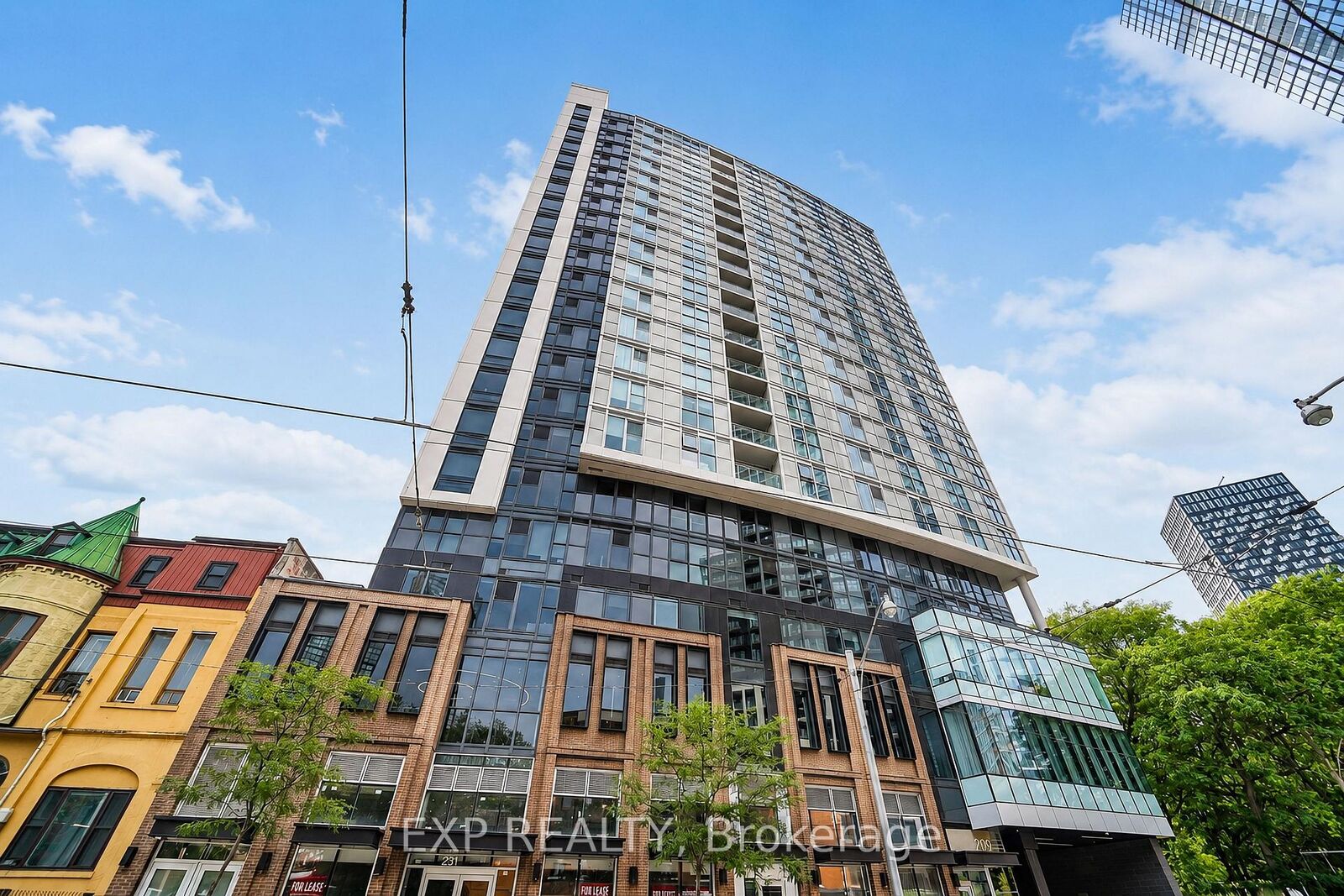 Property Photo: 219 Dundas Street E 610 ON M5A 0V1