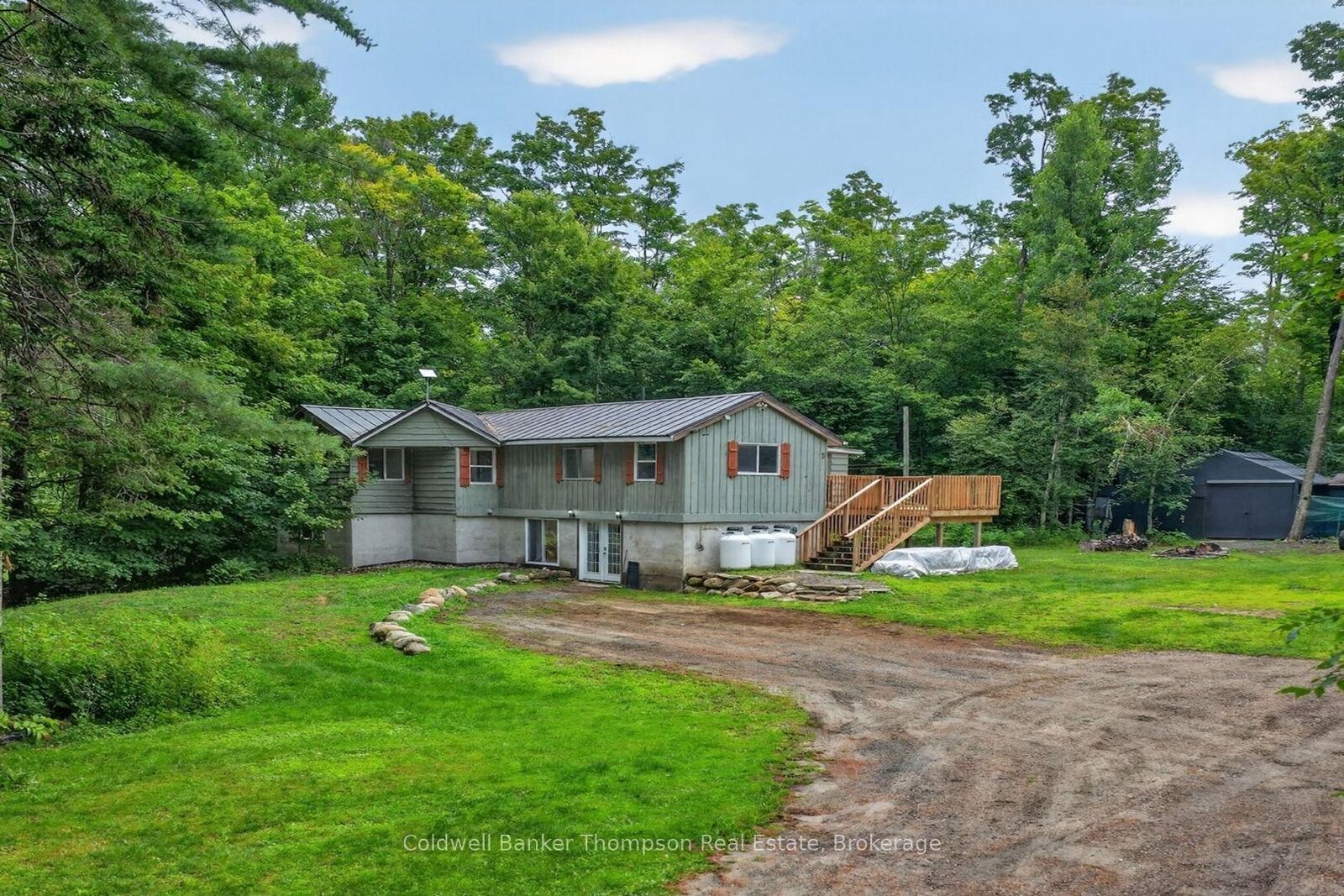 Property Photo: 1018 Ashley Lane ON P1L 1X1