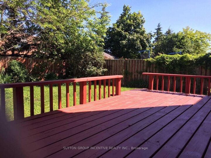 Property Photo: 18 Merganser Court ON L4N 8W7