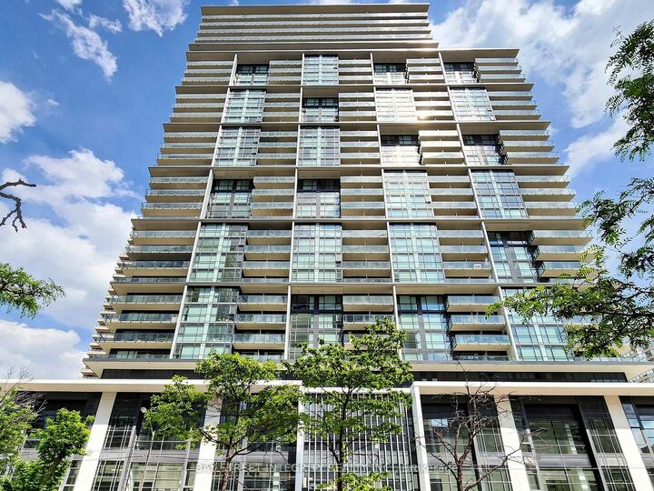 Property Photo: 4955 Yonge Street 1616 ON M2N 0L8