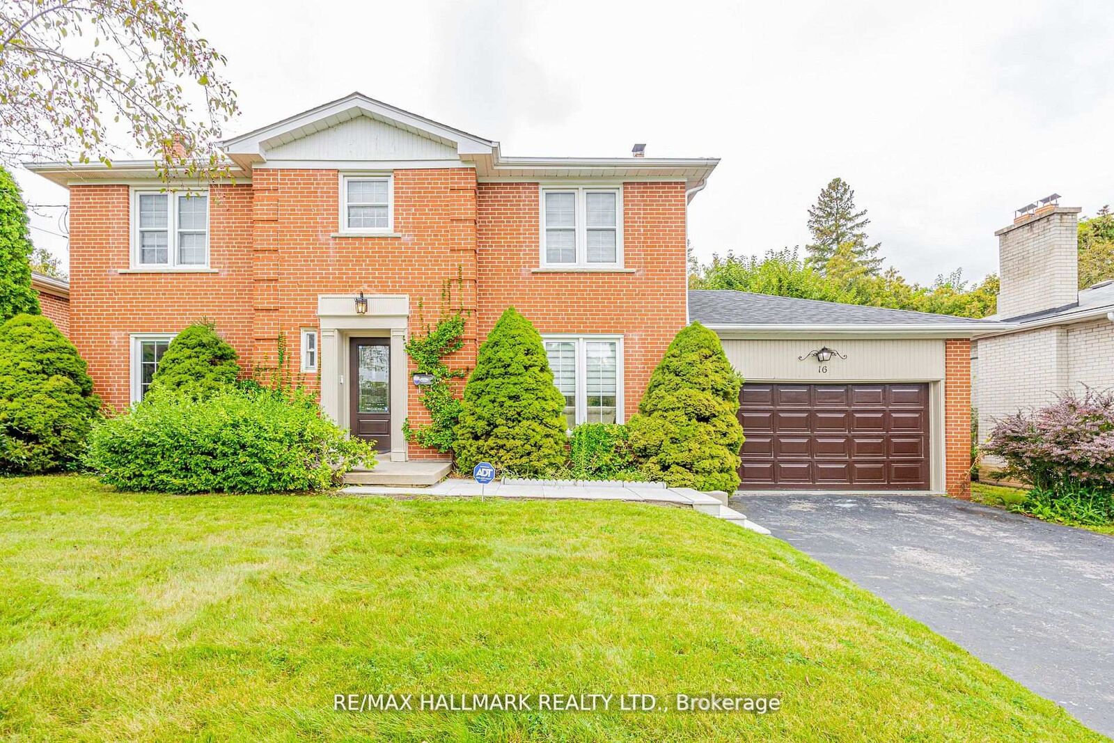 Property Photo:  16 Paultiel Drive W  ON M2M 3P3 