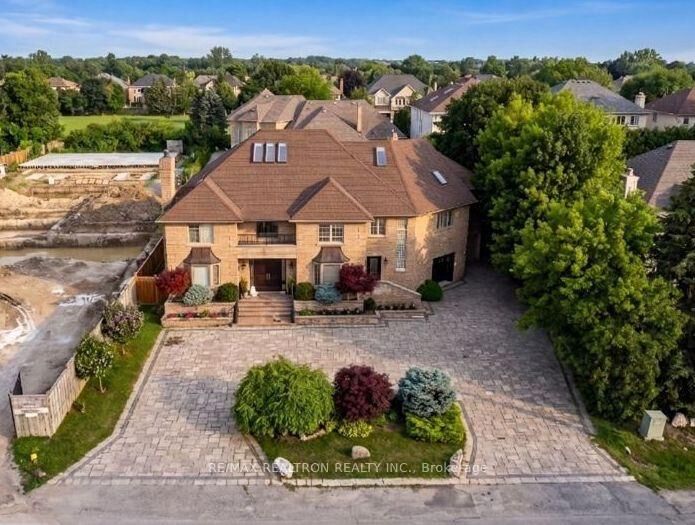 Property Photo: 166 Arnold Avenue ON L4J 1B7