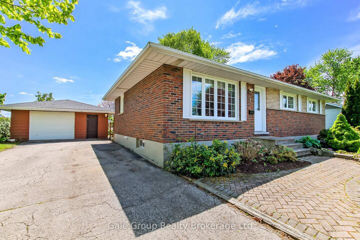 49 Briar Drive — photo 1