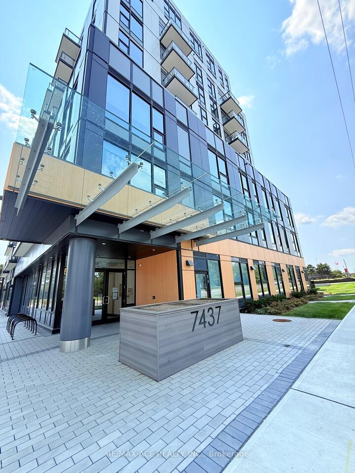Property Photo:  7437 Kingston Road 818B  ON M1B 0E9 
