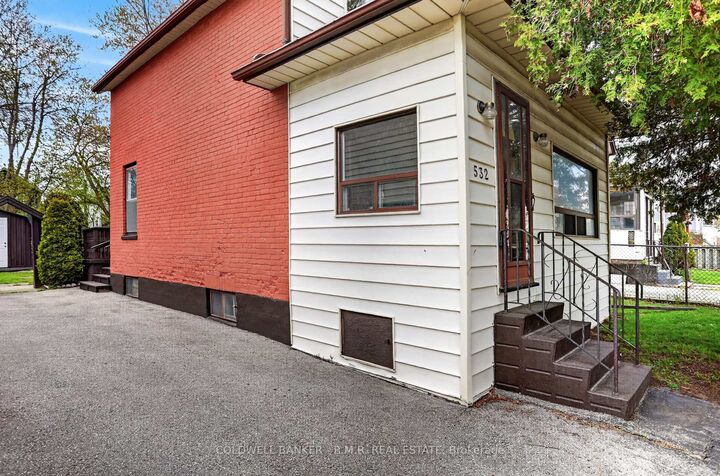 Property Photo: 532 Front Street ON L1H 4V2