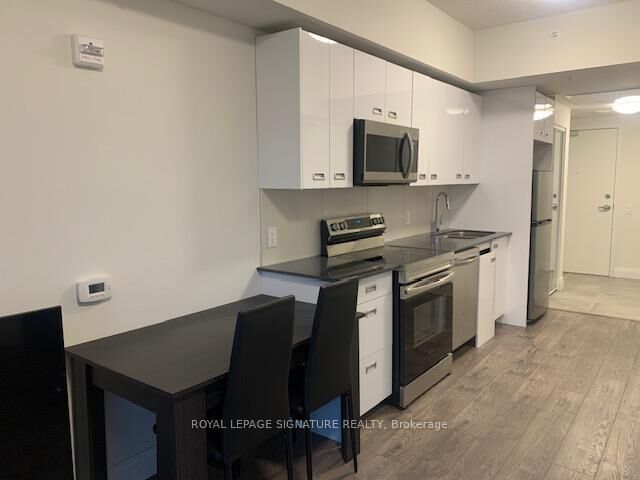 Property Photo:  652 Princess Street 508  ON K7L 1E5 