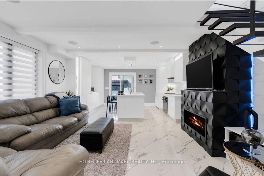 Property Photo:  58 Carrick Avenue Upper  ON M6N 3J5 