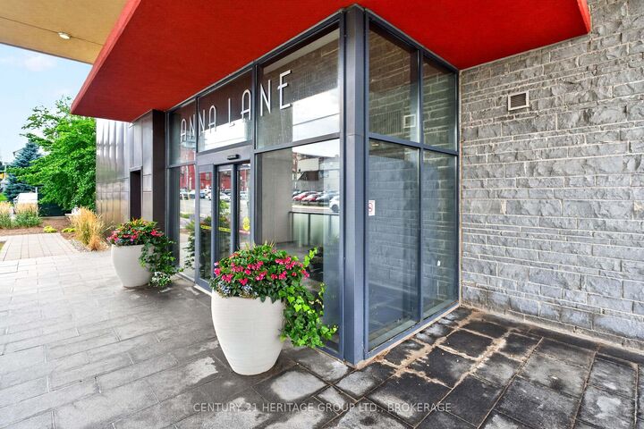 Property Photo: 121 Queen Street A1 ON K7K 0G6