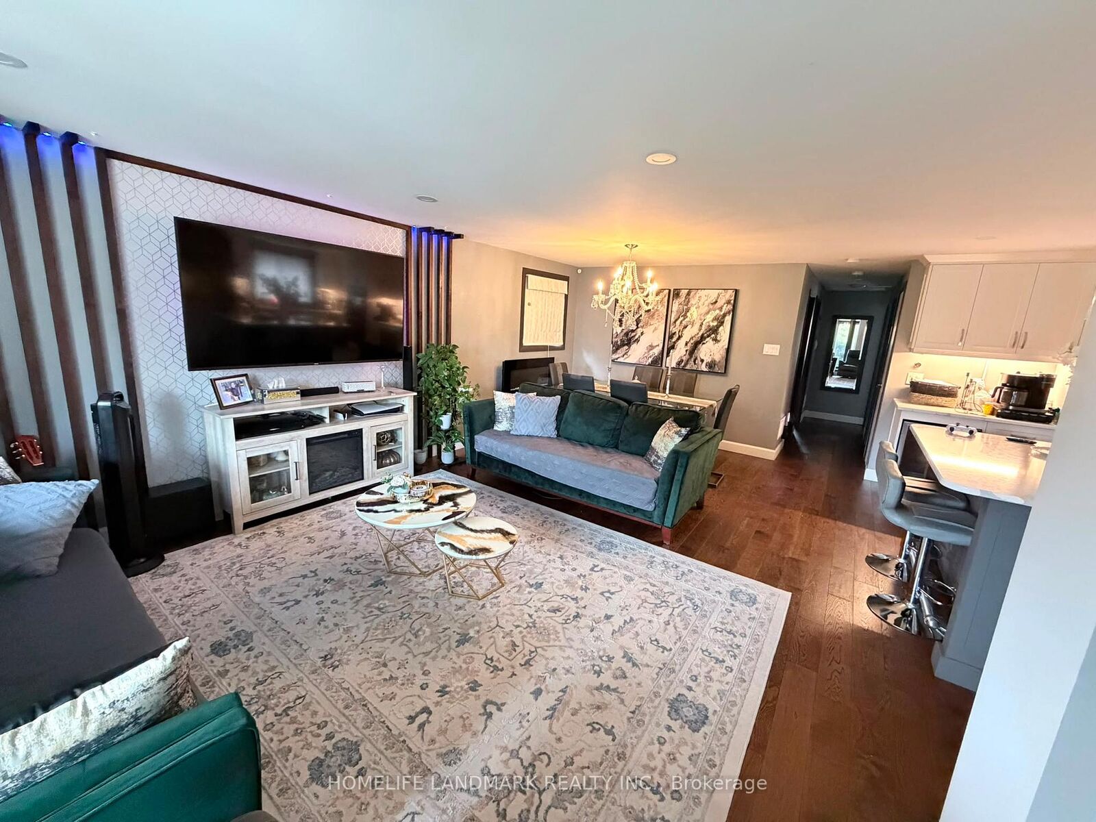 Property Photo: 107 Greendale Crescent ON N2A 2R5