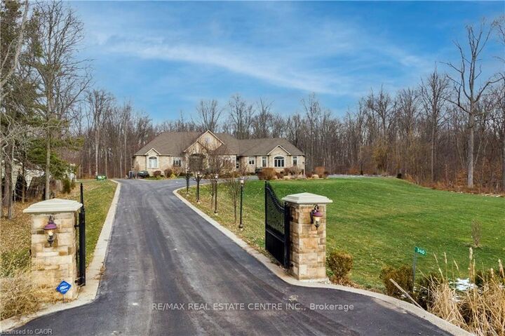 Property Photo: 340 Golf Club Road ON L0R 1P0