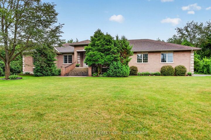 Property Photo:  3508 Four Seasons Drive  ON K0H 1X0 