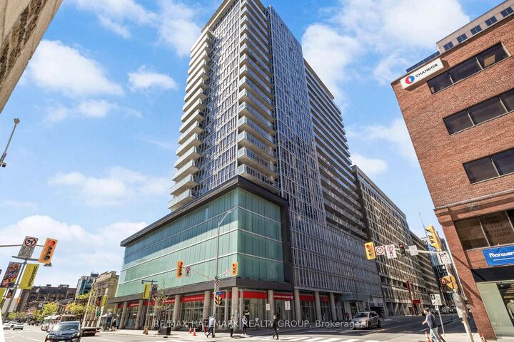 324 Laurier Avenue W 1804 — photo 1