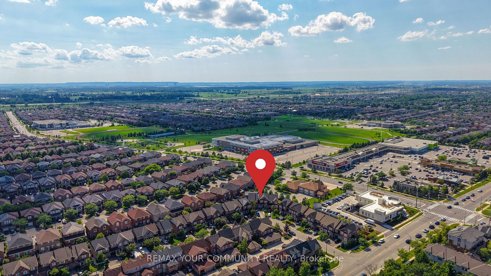 Property Photo: 5578 Waterwind Crescent ON L5M 0G2