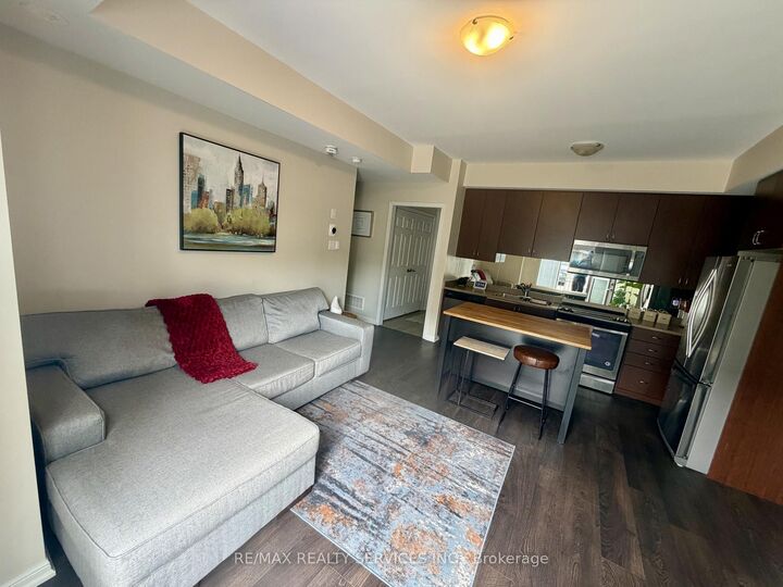 Property Photo: 250 Sunny Meadow Boulevard 256 ON L6R 3Y6