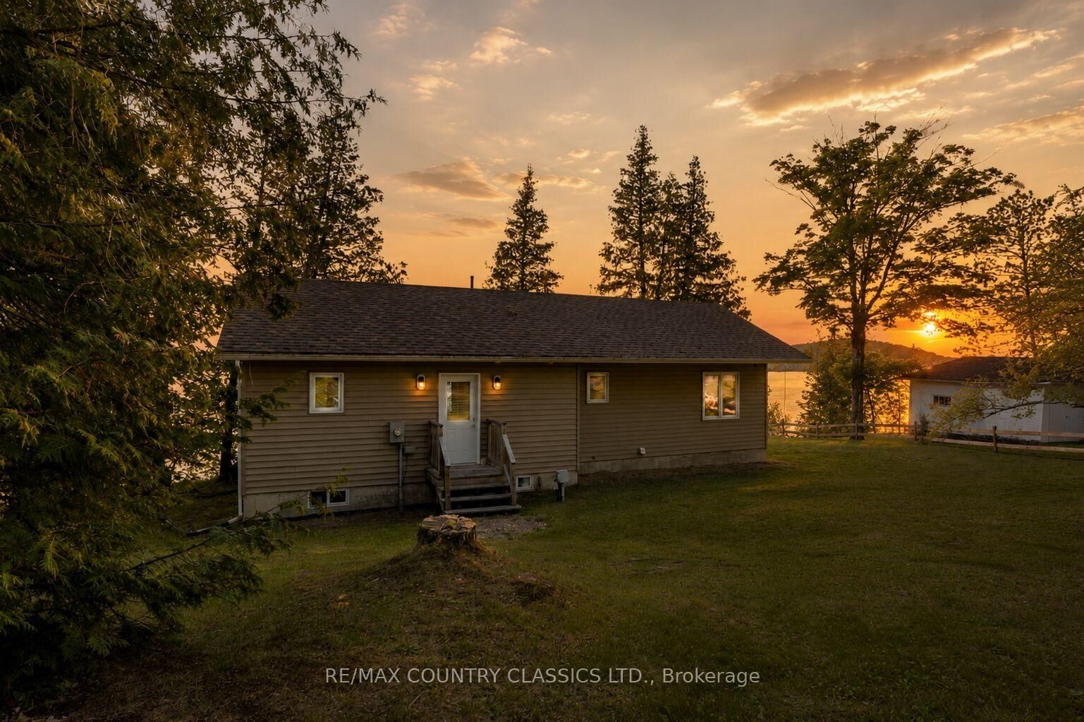 Property Photo:  27241 Highway 28 N/A S  ON K0L 1M0 