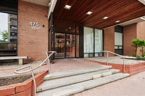 Property Photo: 475 Laurier Avenue W 1107 ON K1R 7X1