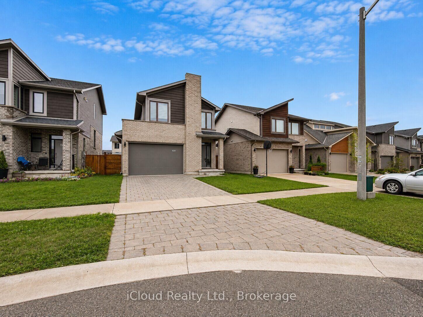 Property Photo: 527 Chelton Road ON N6M 0H9