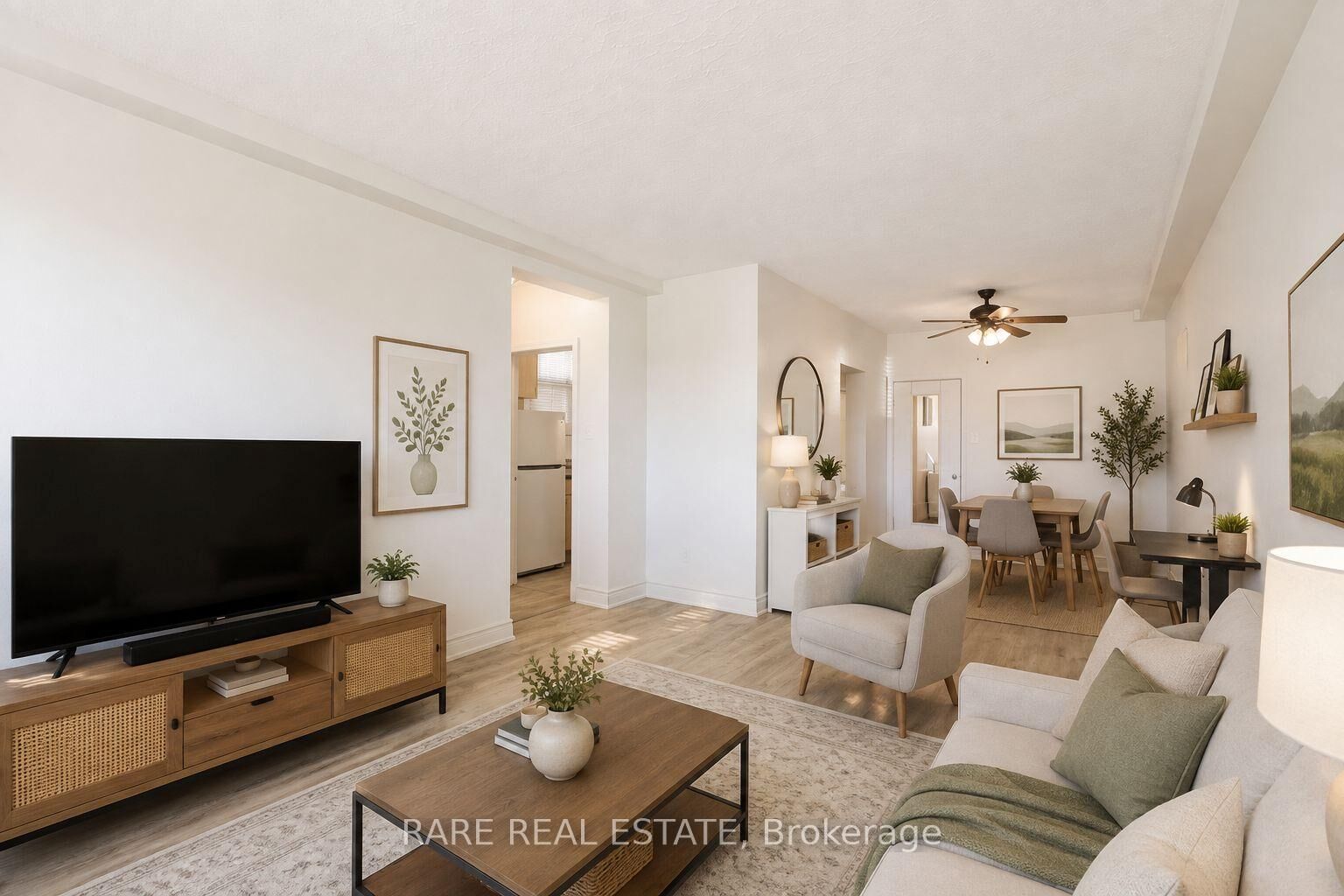 Property Photo:  352 Hopewell Avenue 1  ON M6E 2S2 