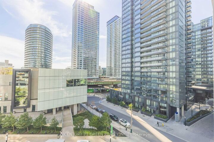 Property Photo: 85 Queens Wharf Road 705 ON M5V 0J9