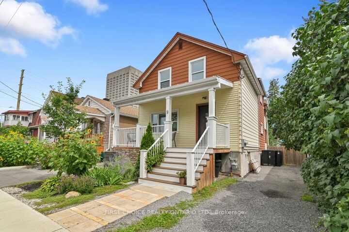 9 Huron Avenue N — photo 1