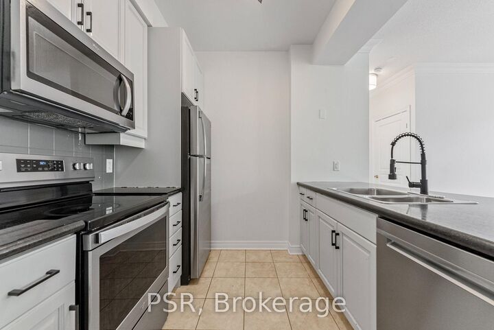 Property Photo: 9 Boardwalk Drive 423 ON M4L 6T1