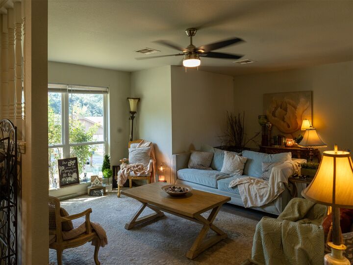 Property Photo: 706 Violet Street OK 73439