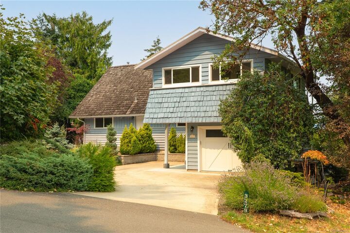 3279 Blueback Dr — photo 1