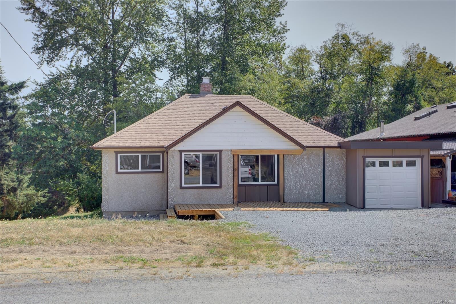 Property Photo: 26 Stevens Cres BC V0R 2G0