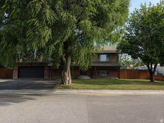 Property Photo:  708 S 2050 W  UT 84078 