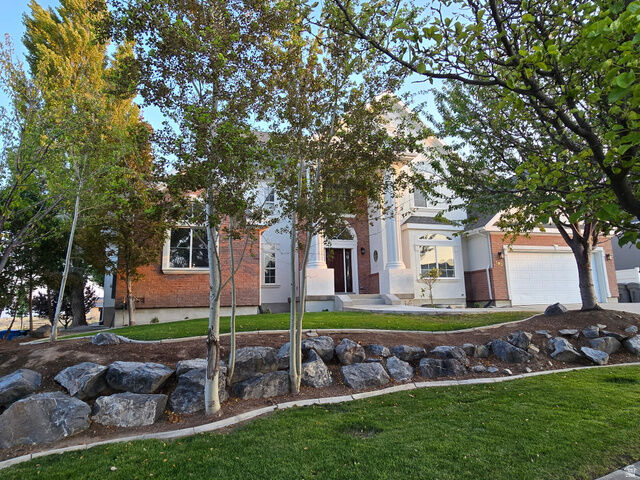 Property Photo: 193 E Heppler Ln UT 84045