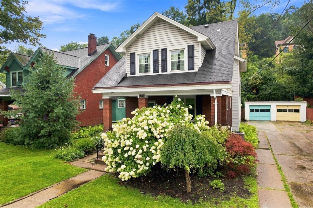 Property Photo: 3943 Evergreen Rd PA 15214