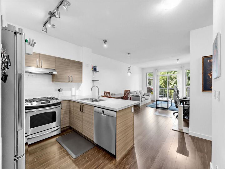 Property Photo: 1153 Kensal Place 403 BC V3B 0G8
