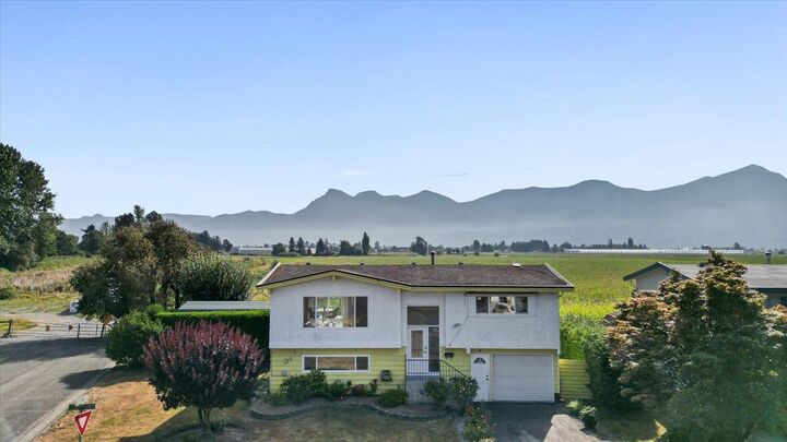Photo de la propriété: 46702 Arbutus Avenue BC V2P 6P4