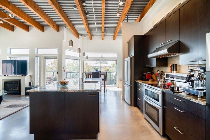 Property Photo: 1075 W 1st Street 301 BC V7P 3T4